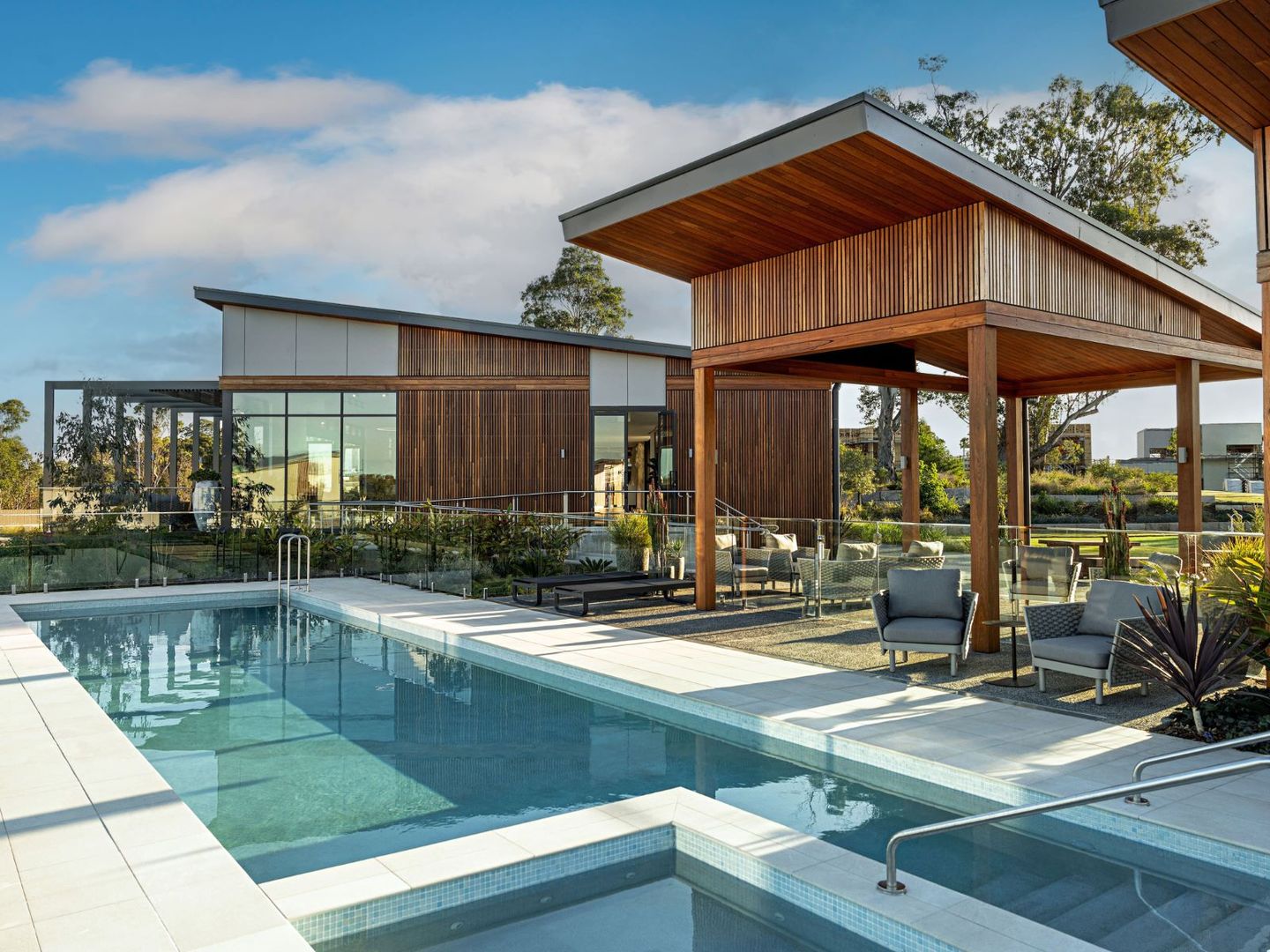 Architectural SHAWOOD Luxury with Golf Course Views - Gledswood Hills