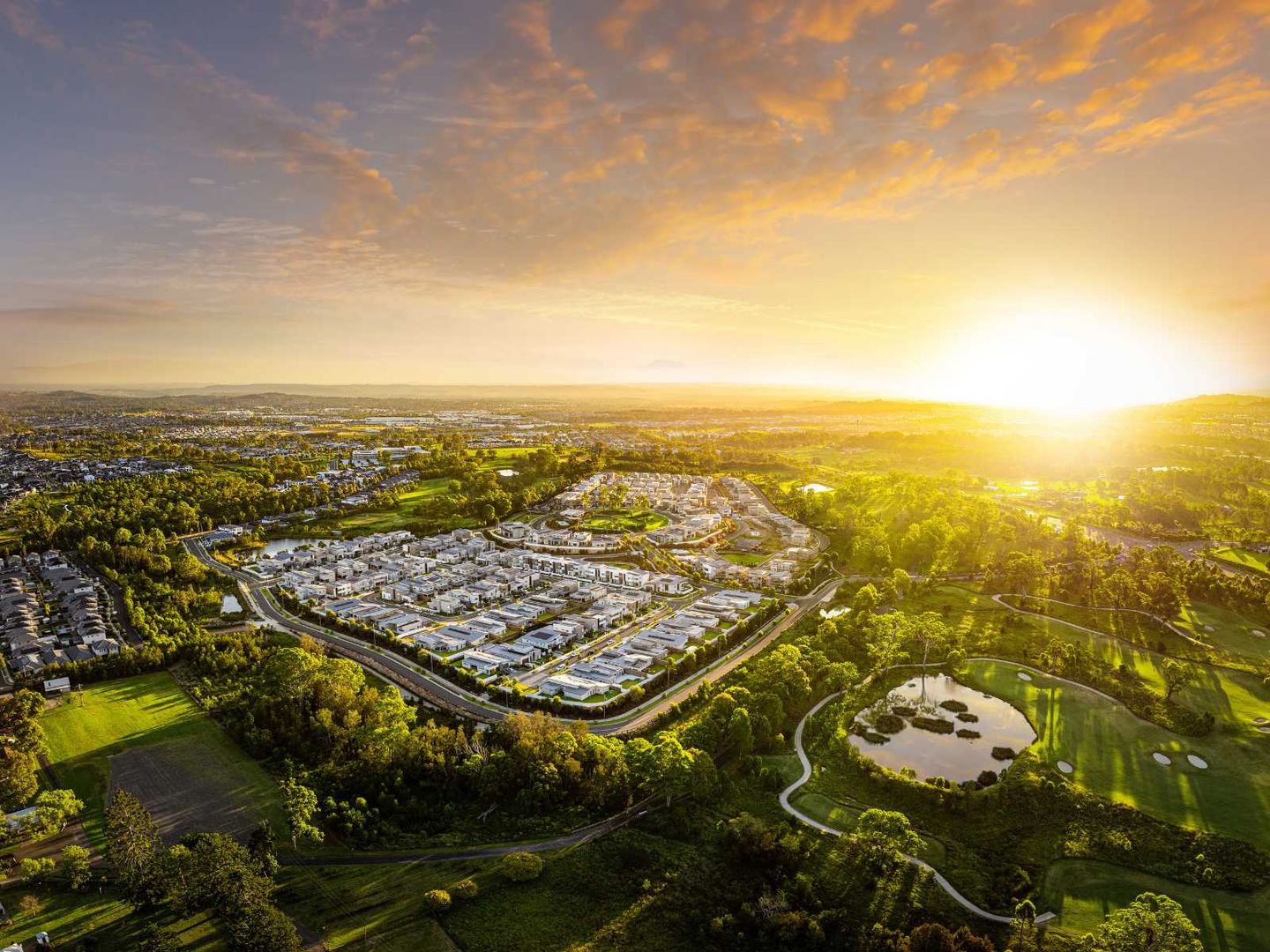 Architectural SHAWOOD Luxury with Golf Course Views - Gledswood Hills