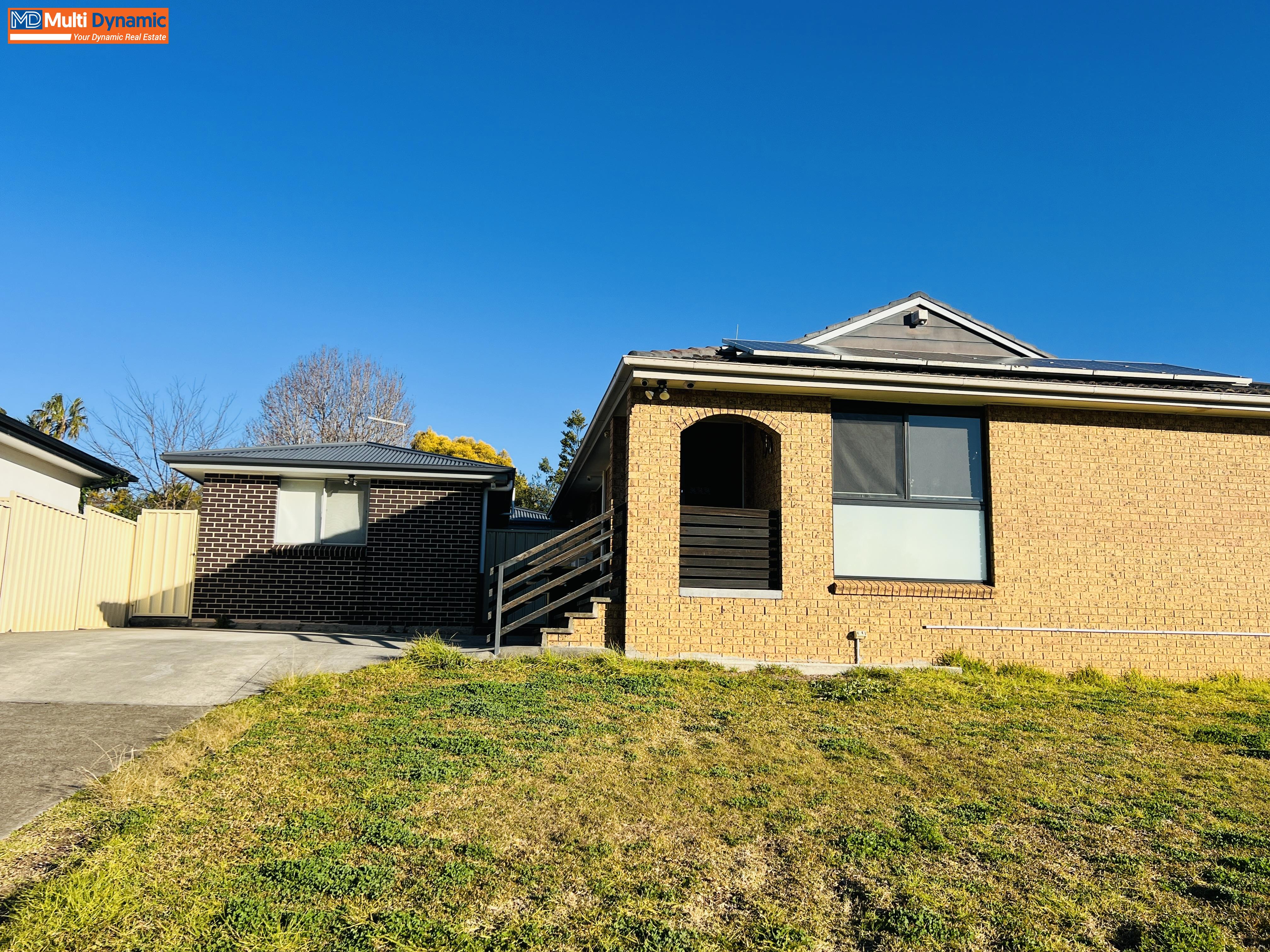 Comfortable Family Living in a Modern Single-Storey Home!