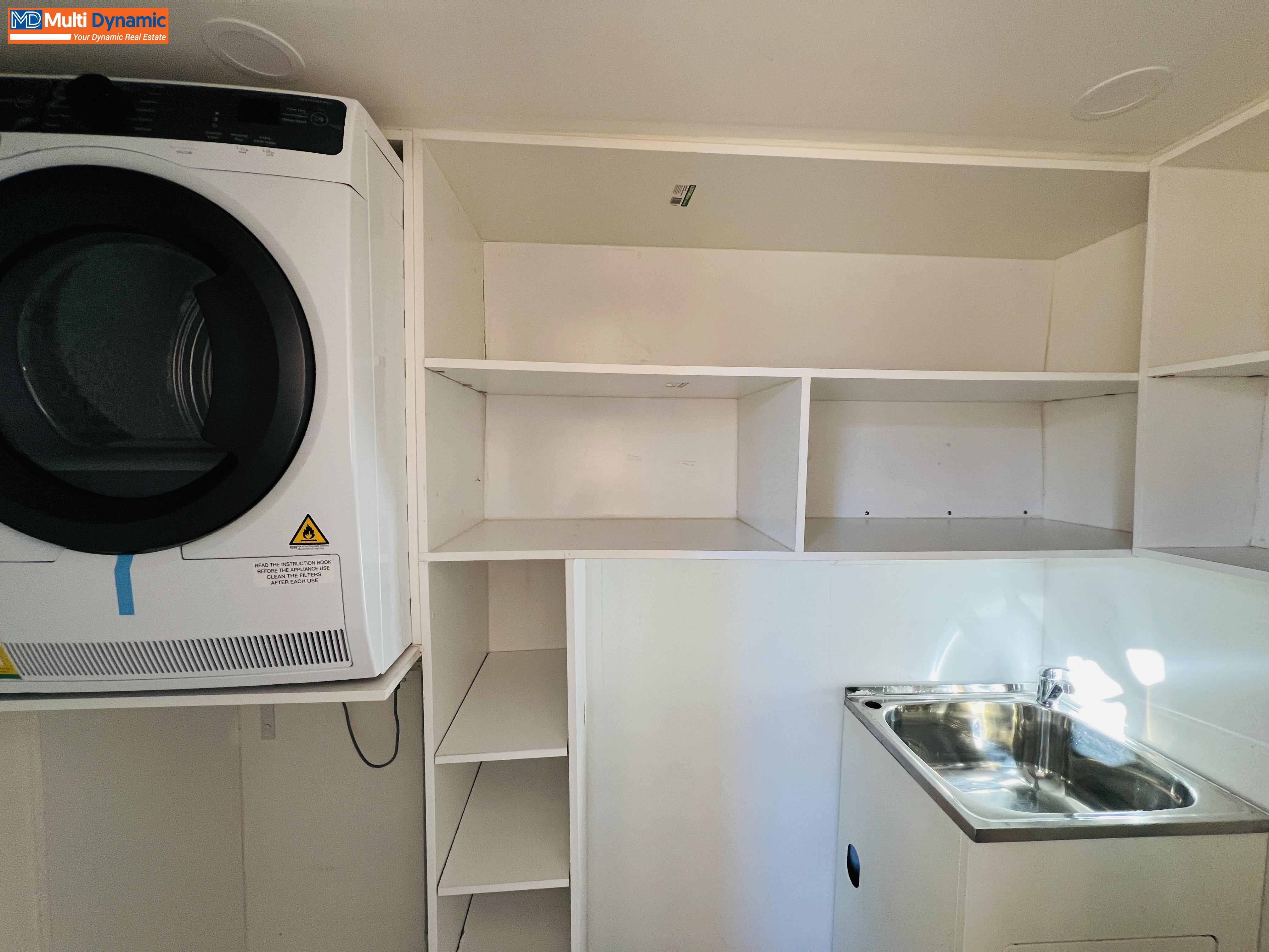 Comfortable Family Living in a Modern Single-Storey Home!