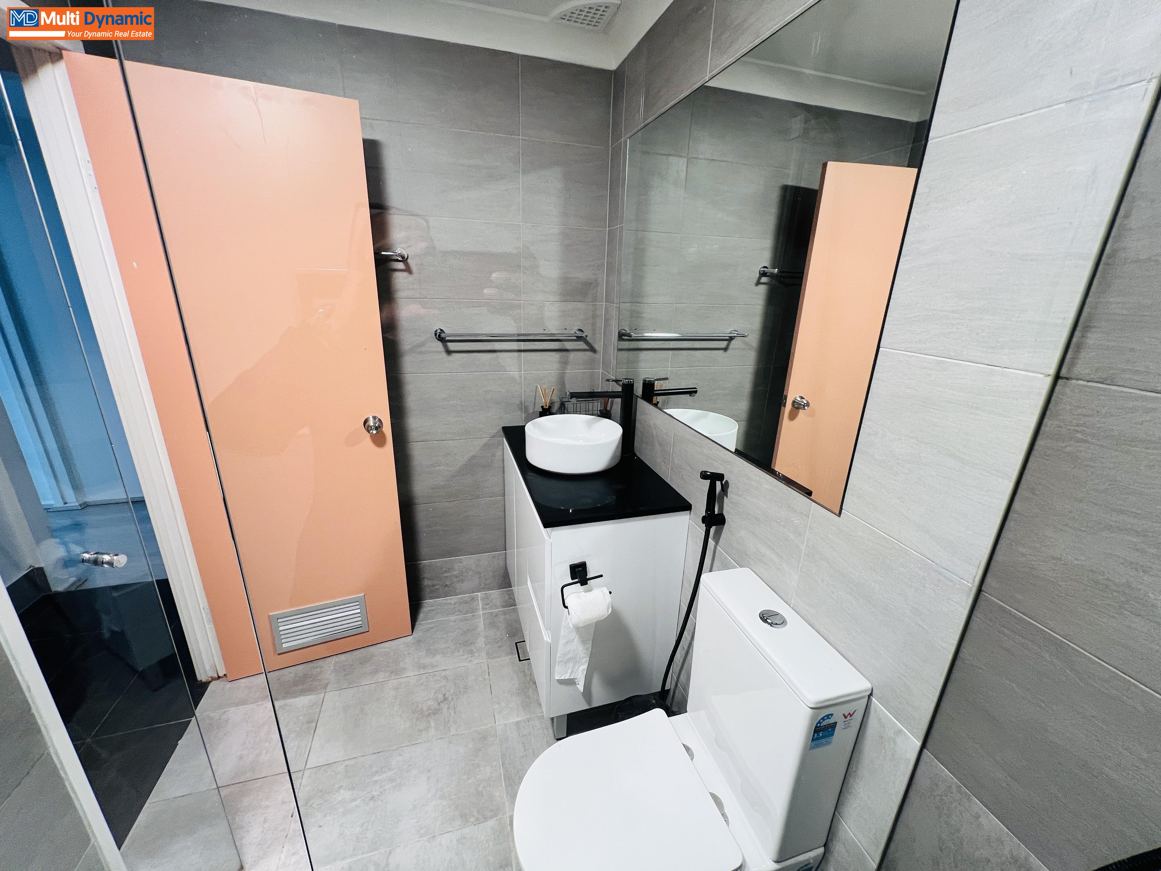 Comfortable Family Living in a Modern Single-Storey Home!